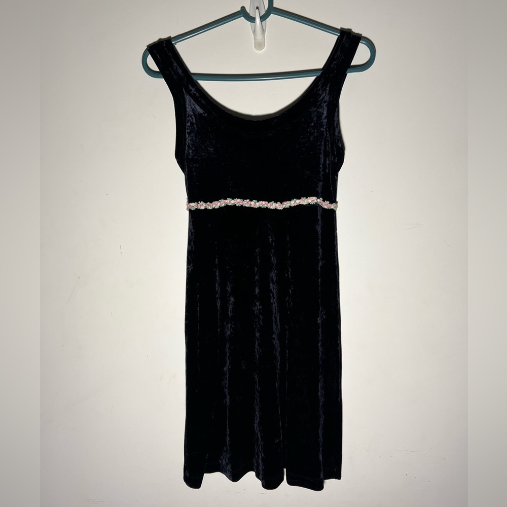 90s Betsey Johnson Velvet Dress 
Size: S